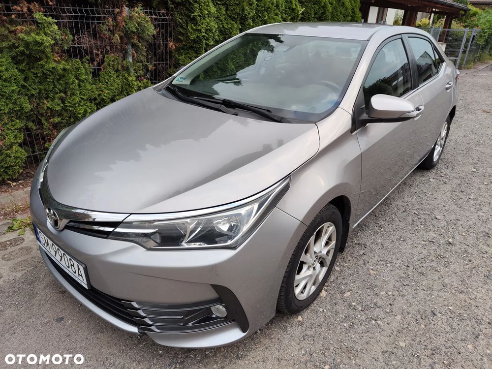 Toyota Corolla 1.6 Comfort - 1