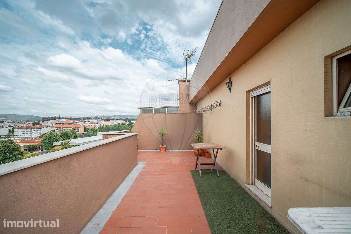 Apartamento T4 para venda - Grande imagem: 2/33