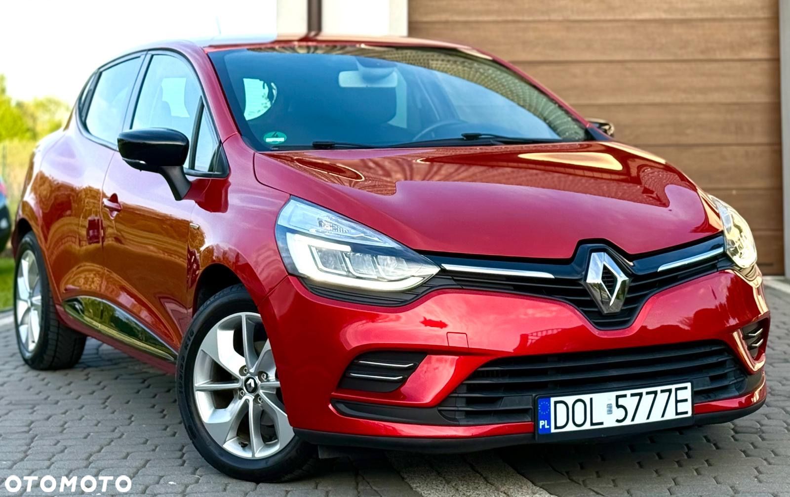 Renault Clio 0.9 TCe Limited - 1