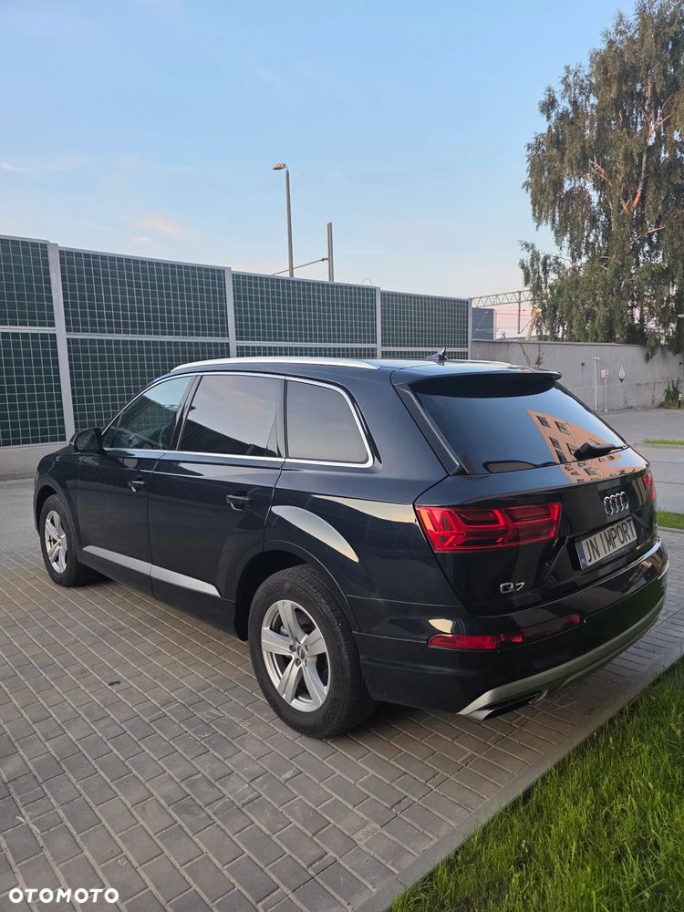 Audi Q7 - 7
