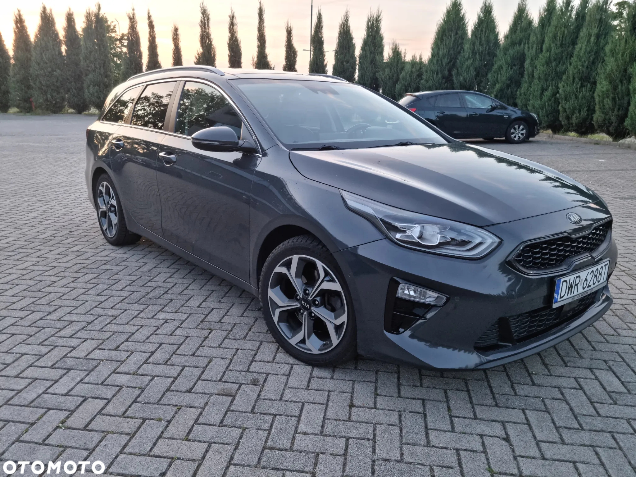 Kia Ceed 1.6 CRDi DCT Platinum Edition - 2