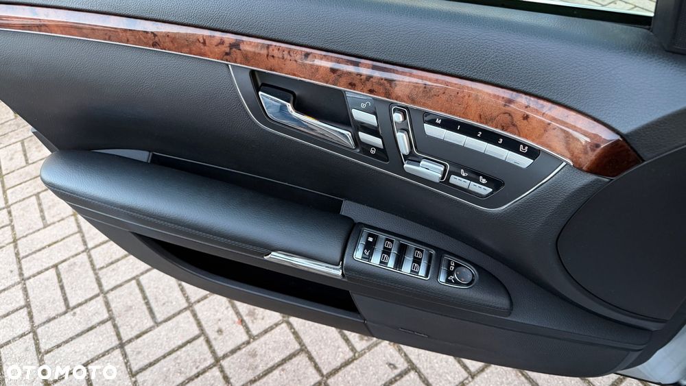 Mercedes-Benz Klasa S 350 L 4Matic 7G-TRONIC - 18