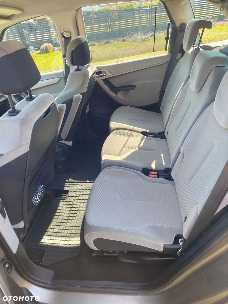 Citroën C4 Picasso 1.8i X - 10