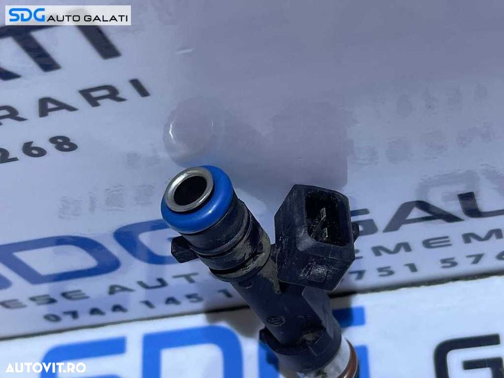 Injector Injectoare Dacia Sandero 1.6 2008 - Prezent Cod 0280158034 8200227124 - 2