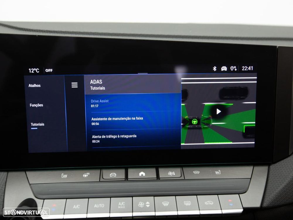 Opel Astra Sports Tourer - 26