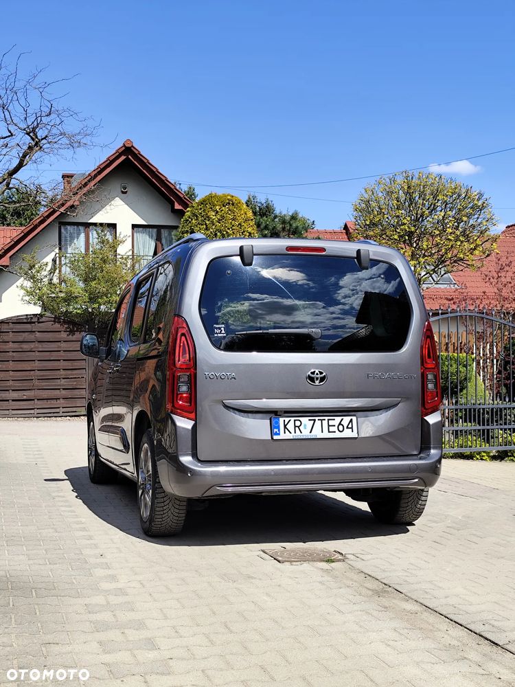 Toyota Proace City Verso 1.5 D-4D Family - 8