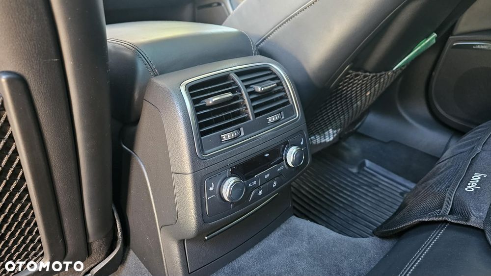Audi A6 Allroad - 16