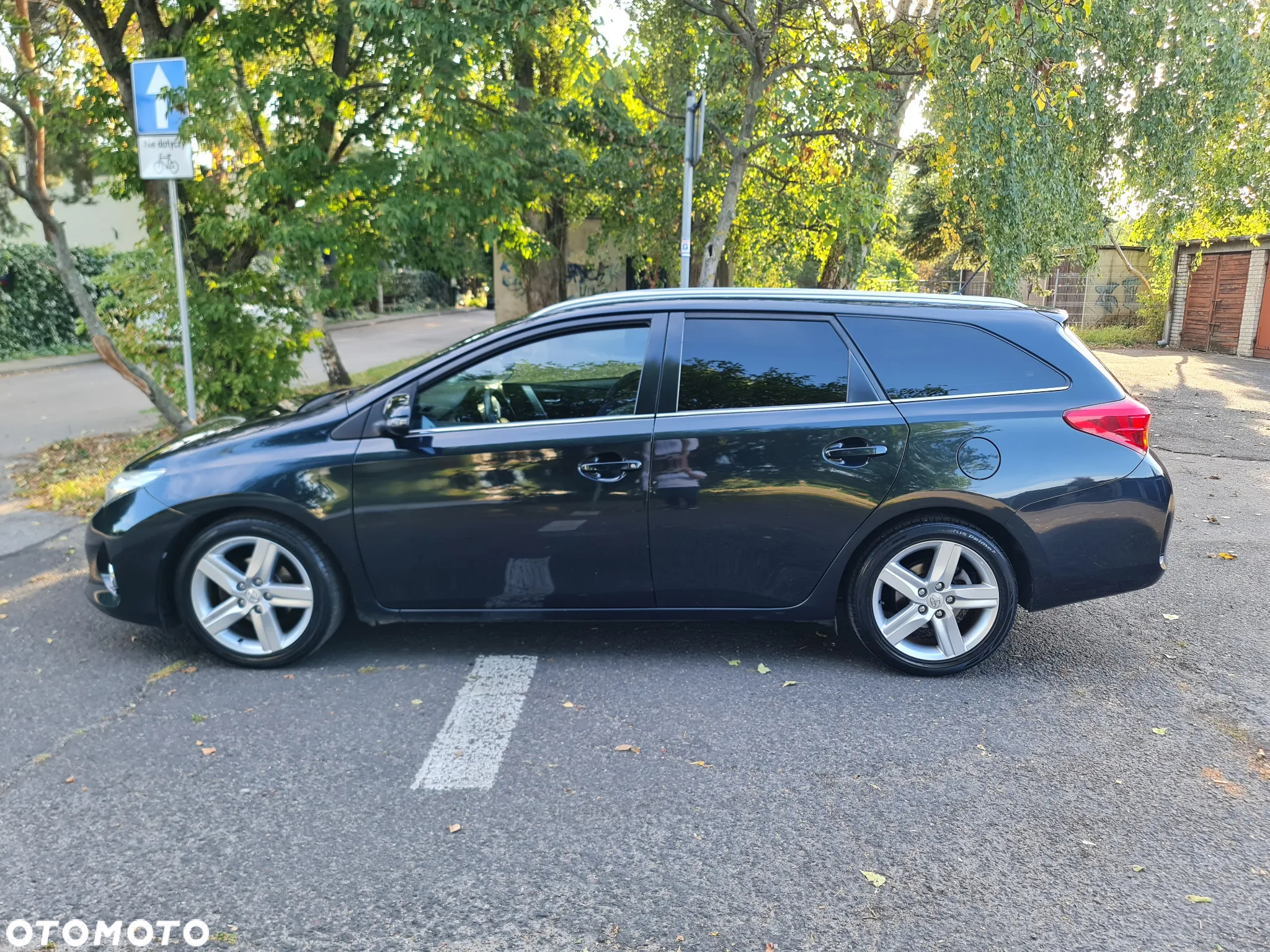 Toyota Auris 1.33 Dual-VVT-i Touring Sports - 7