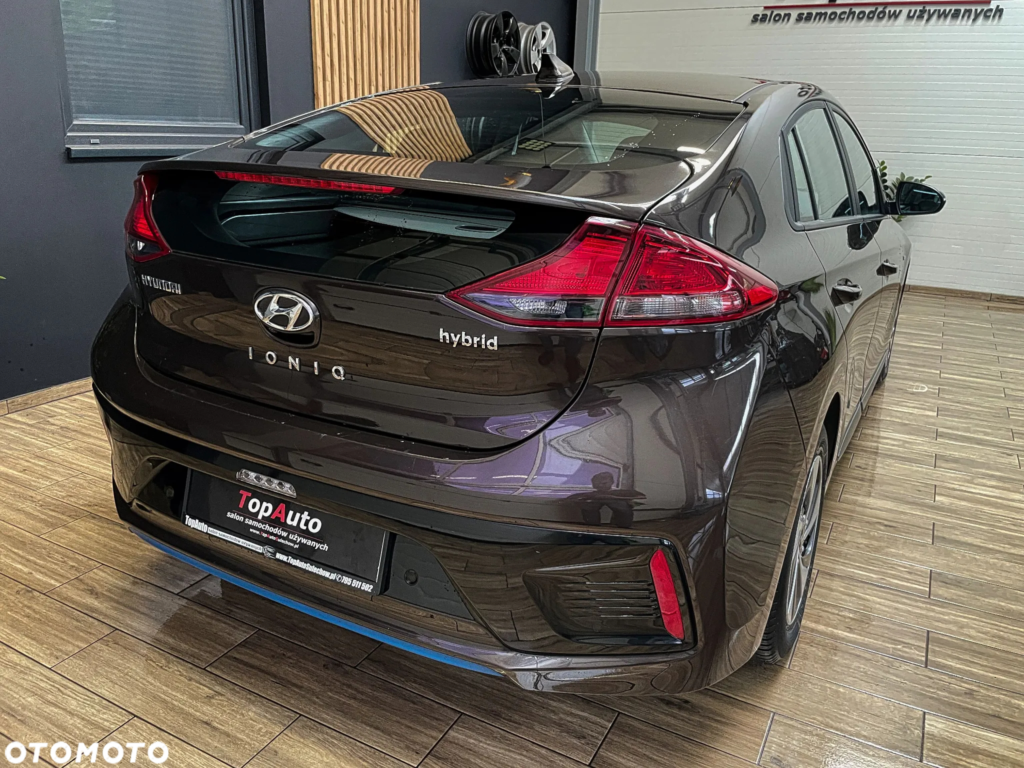 Hyundai IONIQ Hybrid 1.6 GDI Premium - 9