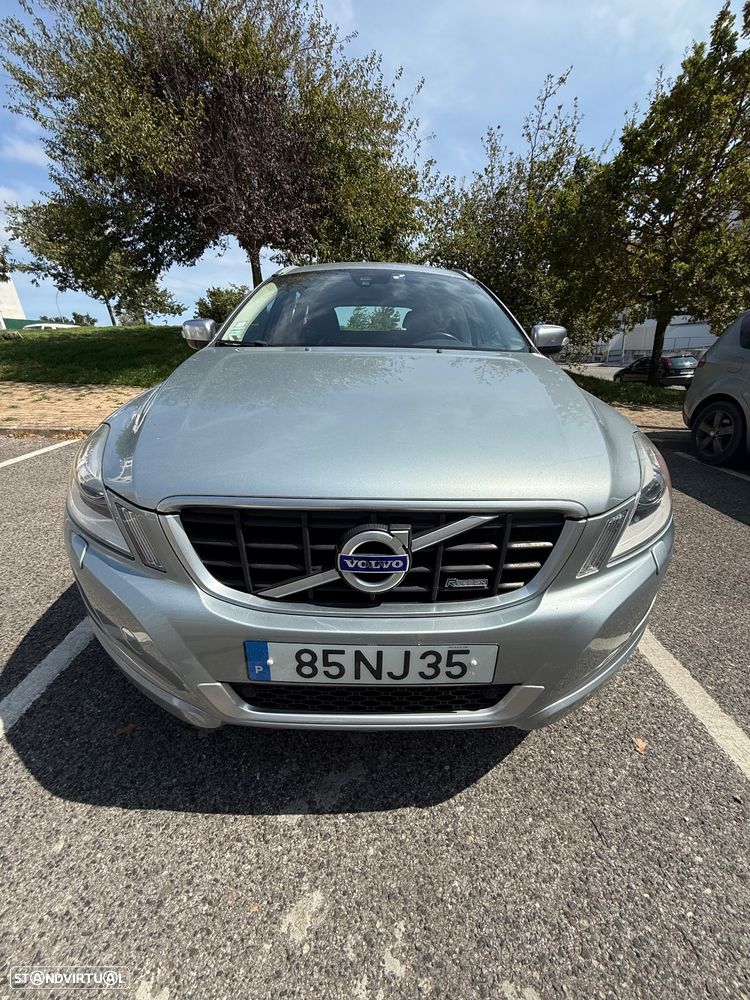 Volvo XC 60 2.0 D4 R-Design Start/Stop - 3