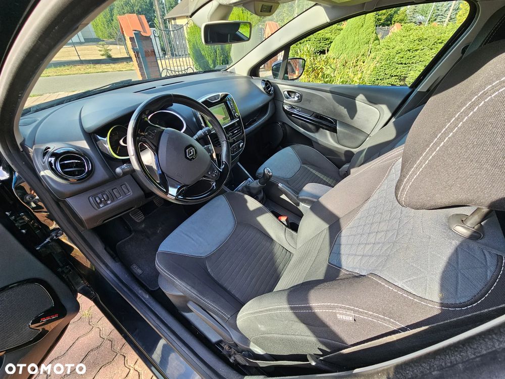 Renault Clio - 12