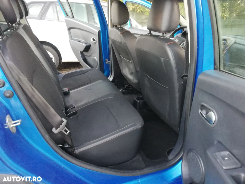 Dacia Sandero TCe 90 S&S Celebration - 33