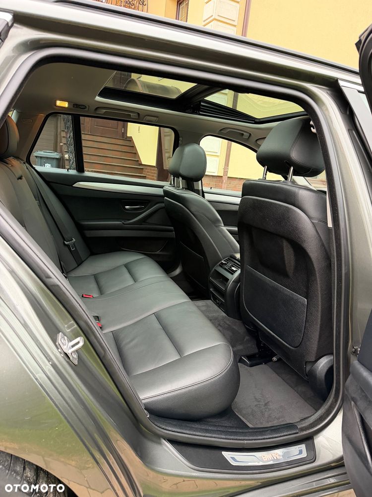 BMW Seria 5 520d Luxury Line - 25