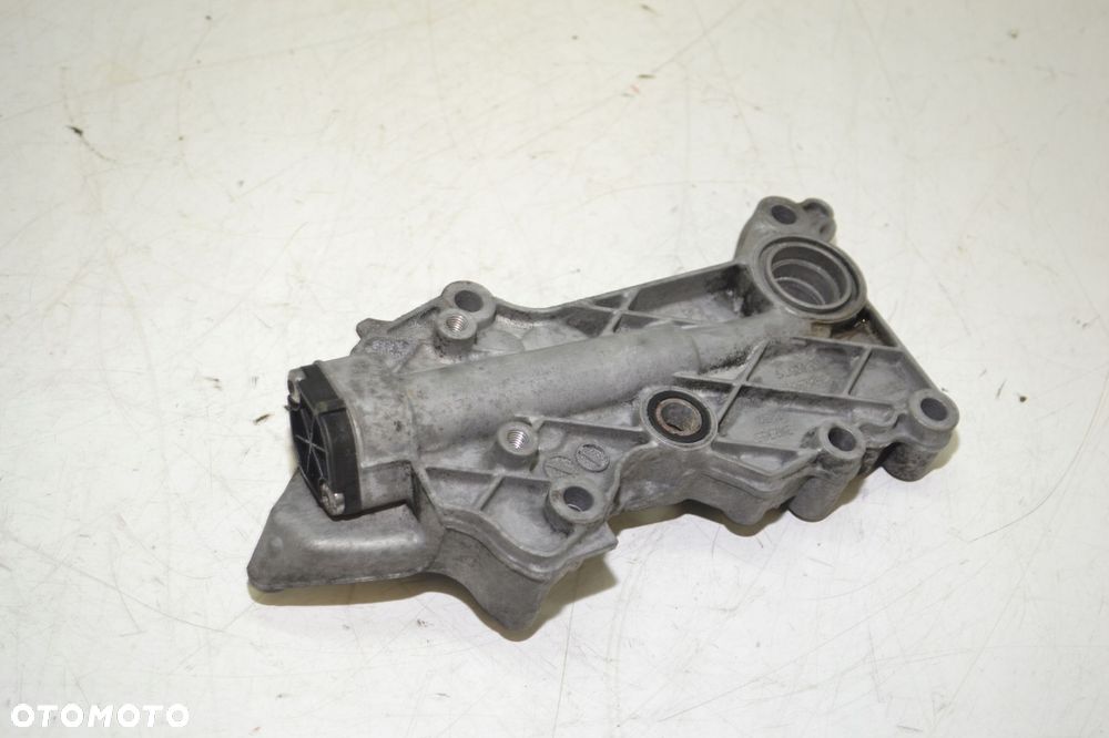 MERCEDES SPRINTER W906 2.2 CDI PODSTAWA FILTRA OLEJU 70362380 - 4