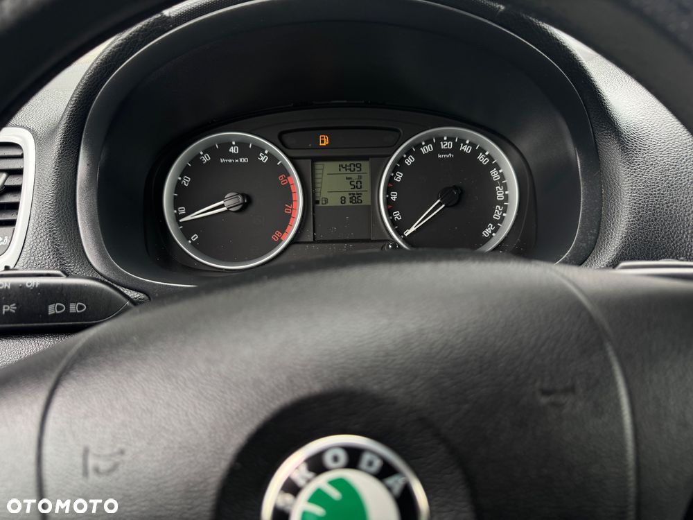 Skoda Fabia 1.6 16V Classic - 30