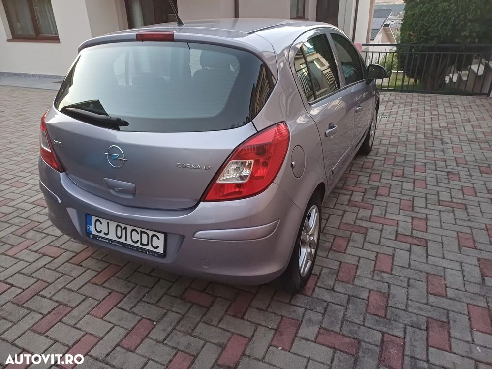 Opel Corsa 1.2i Enjoy - 3