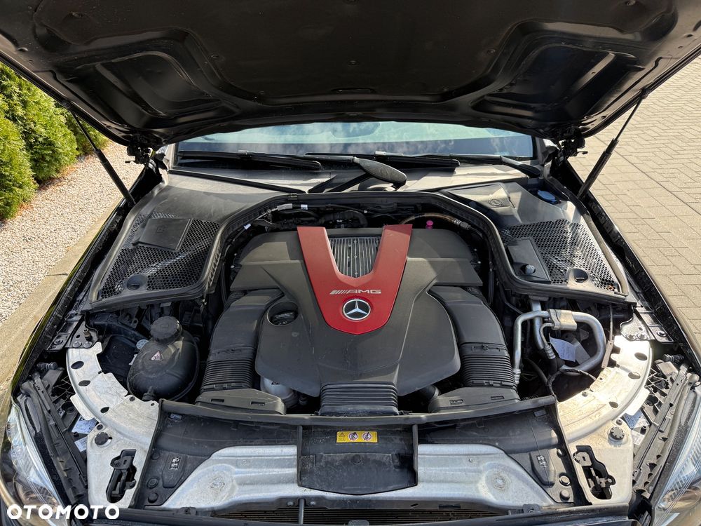 Mercedes-Benz Klasa C AMG 43 4Matic 9G-TRONIC - 12