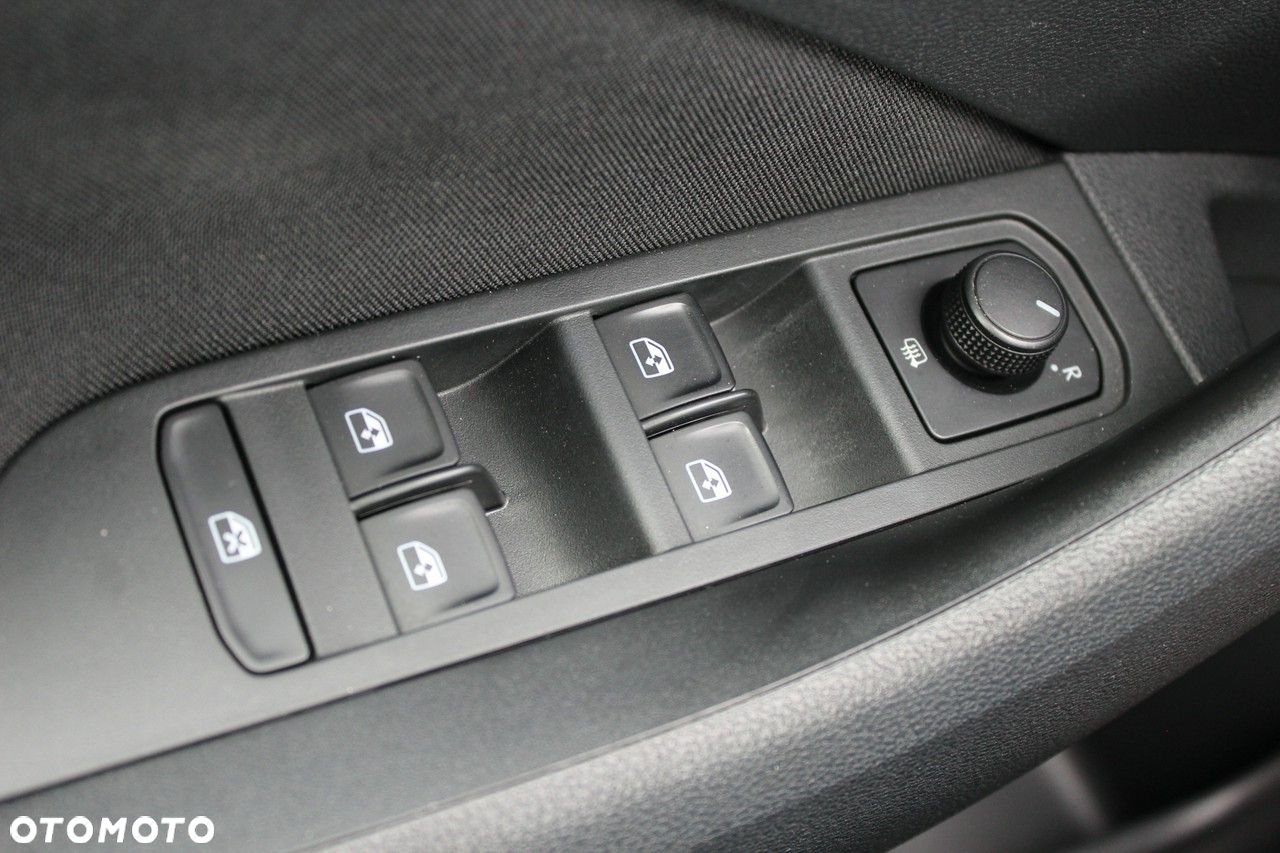 Skoda Scala 1.0 TSI Ambition - 25