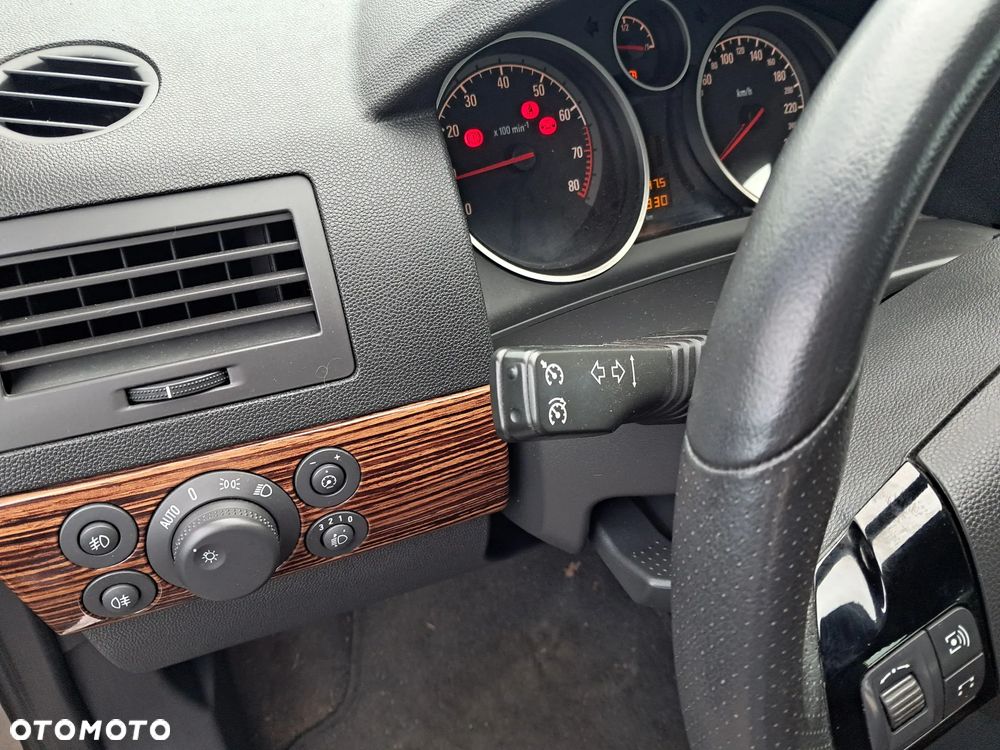 Opel Astra 1.8 Automatik NAVI - 12