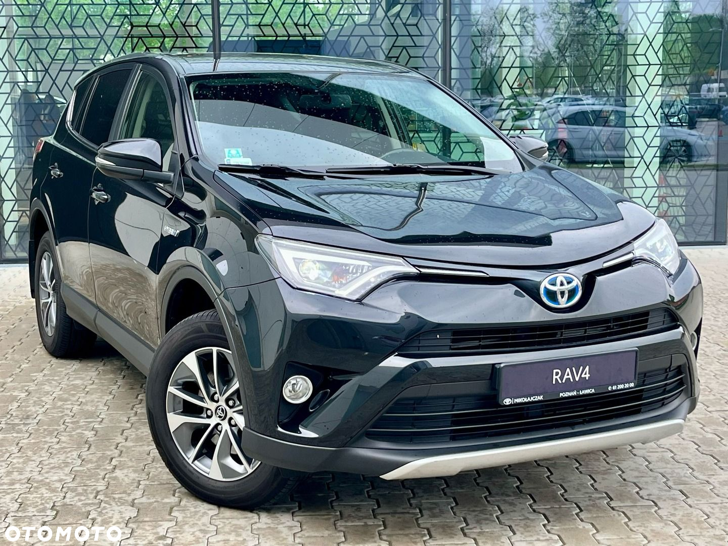 Toyota RAV4 Hybrid Premium 4x4 - 9