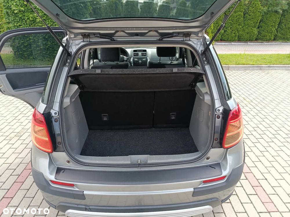 Suzuki SX4 1.6 VVT 4x2 Comfort Dance - 11