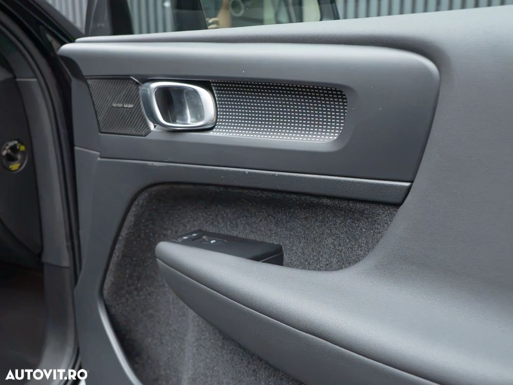 Volvo XC 40 T5 Recharge DKG RDesign Expression - 34