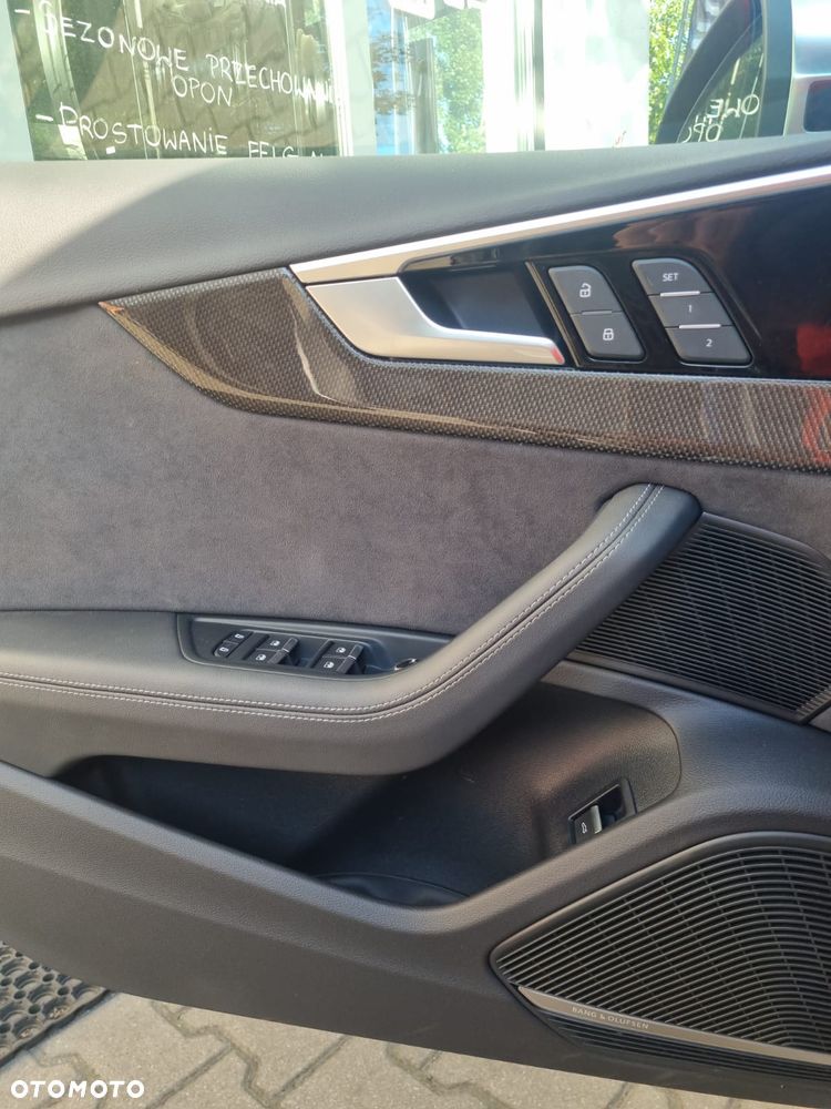 Audi S4 Limousine - 32