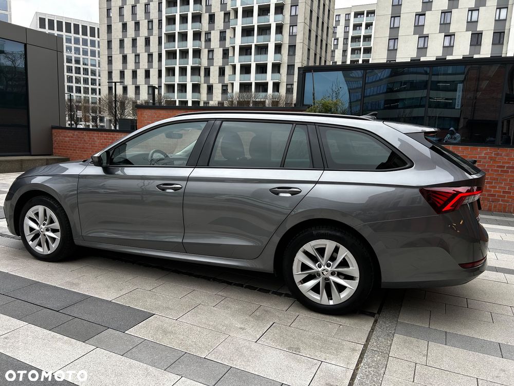 Skoda Octavia 2.0 TDI Ambition DSG - 11