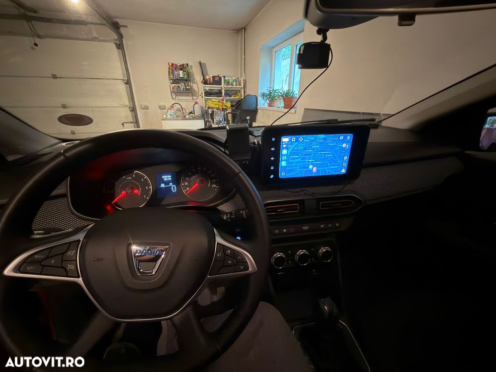 Dacia Sandero TCe 90 CVT Journey - 9