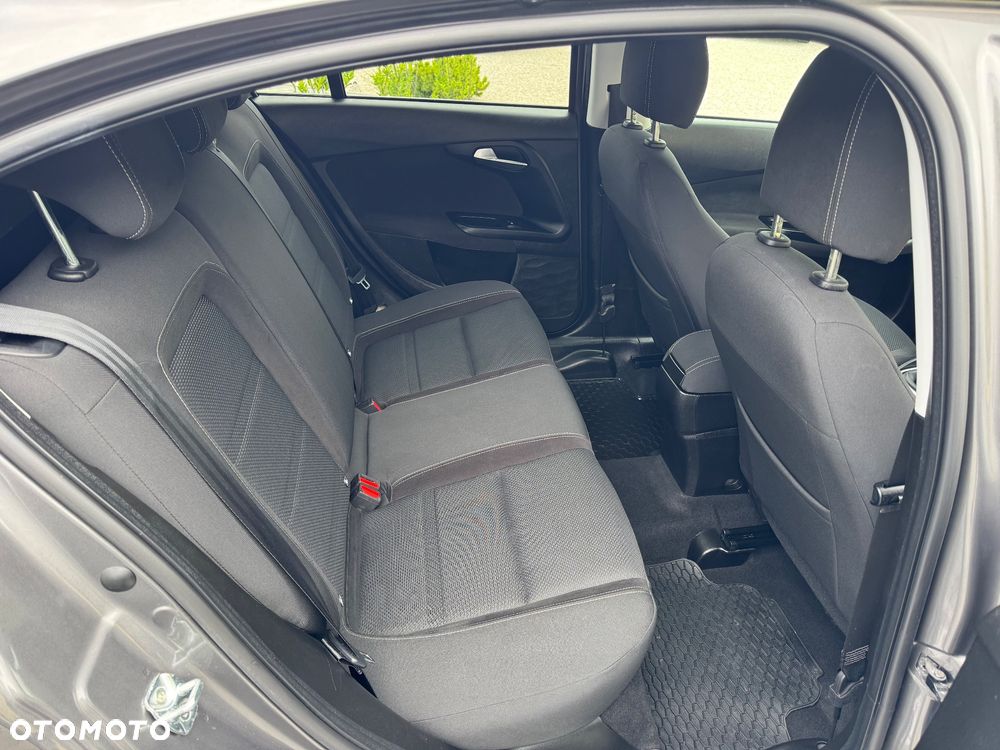 Fiat Tipo 1.4 T-Jet Business Line - 24