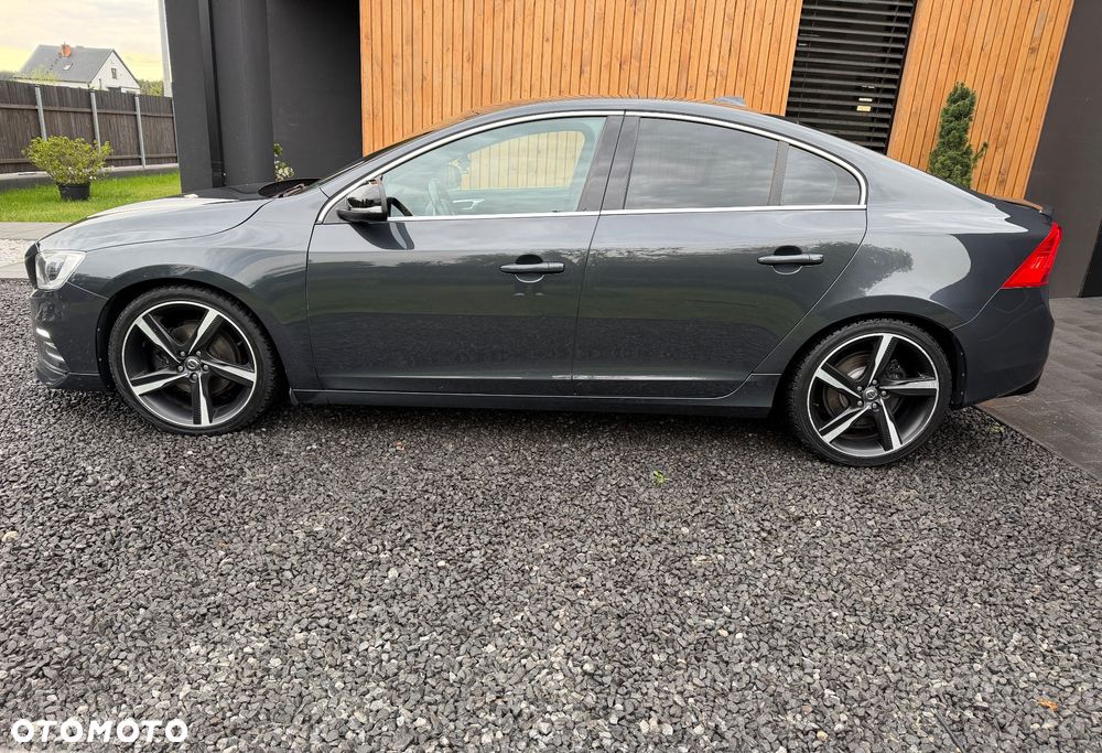 Volvo S60 D4 Geartronic Momentum - 14