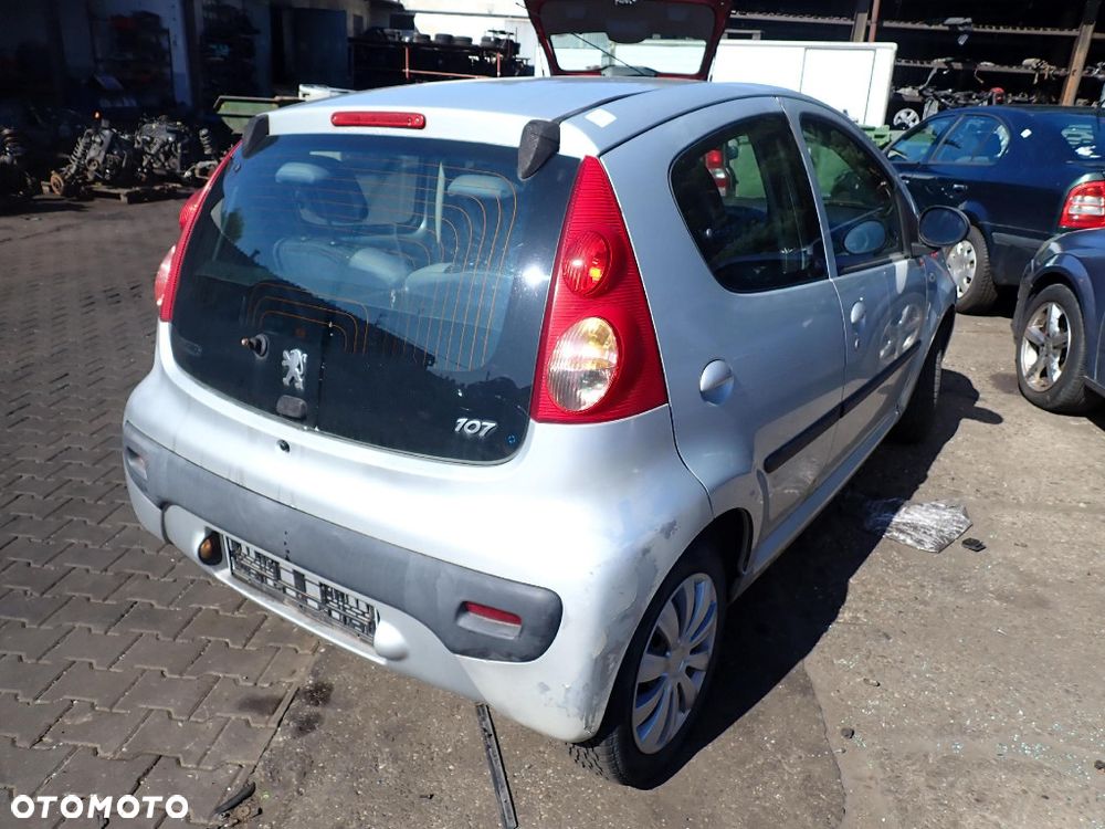 CZĘSCI - Peugeot 107 1,0 68KM CFA FILM HB 5D 5B lakier KTB 2007r. INDEX - 10244 - 4