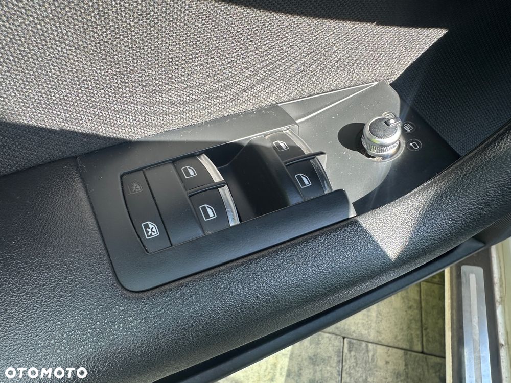 Audi A3 Sportback 2.0 TDI DPF Quattro Ambition - 10