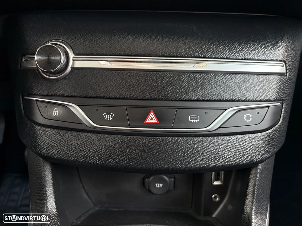 Peugeot 308 PureTech 110 Stop & Start Allure - 17