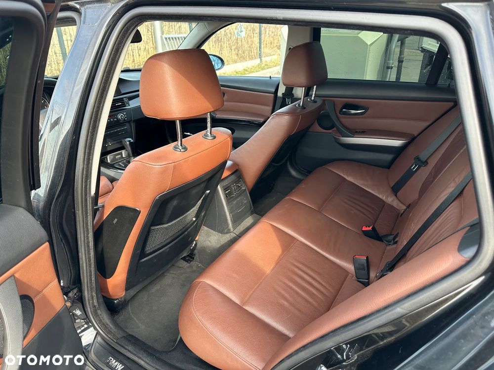 BMW Seria 3 325d DPF - 10