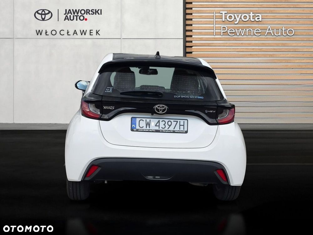 Toyota Yaris - 4