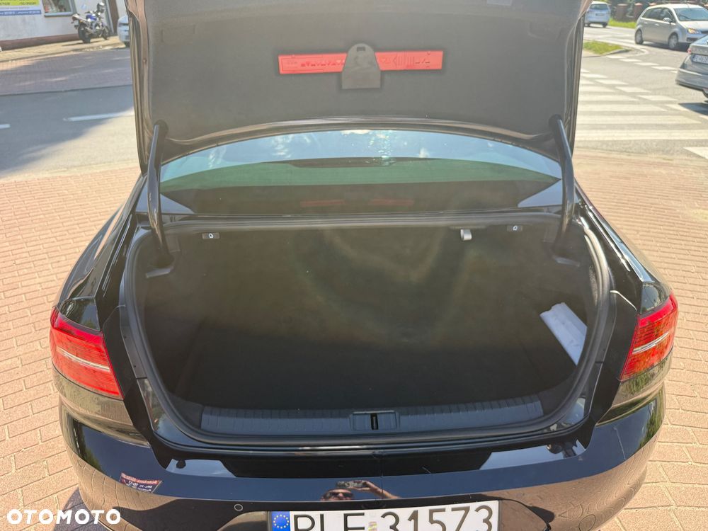 Volkswagen Passat 1.8 TSI BMT Highline - 20