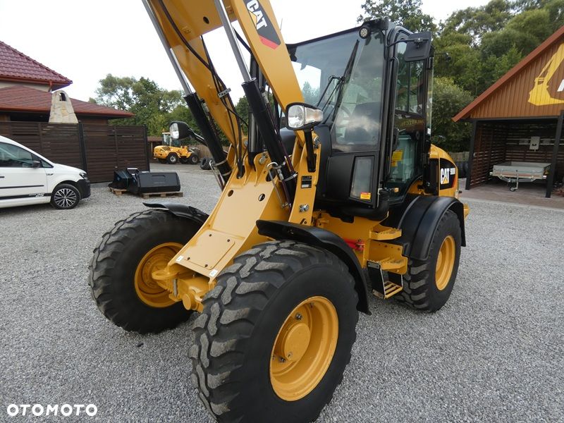 Caterpillar CAT 908M z Niemiec / Tylko 2.855mtg serwisowany / - 33