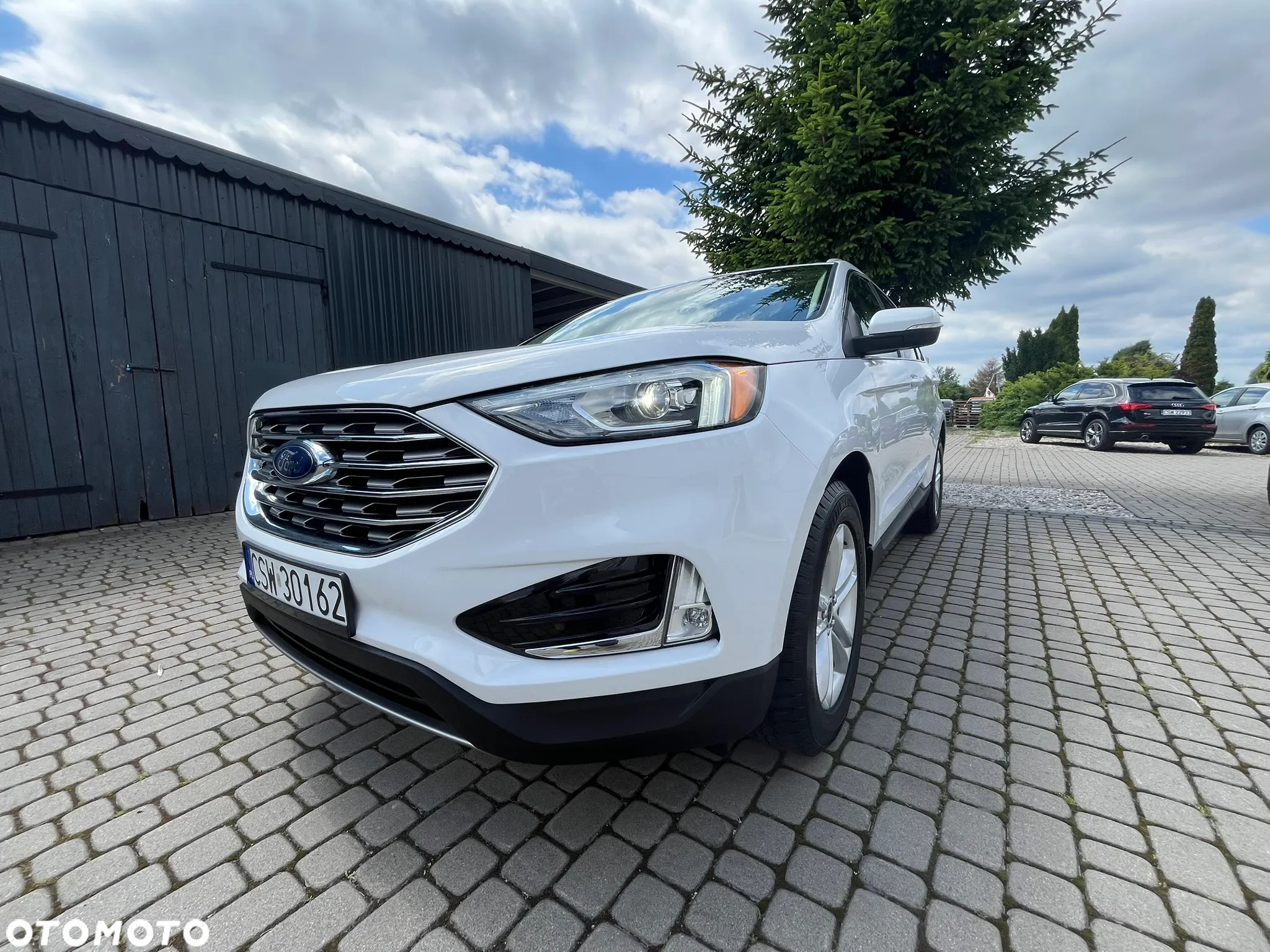 Ford Edge - 8