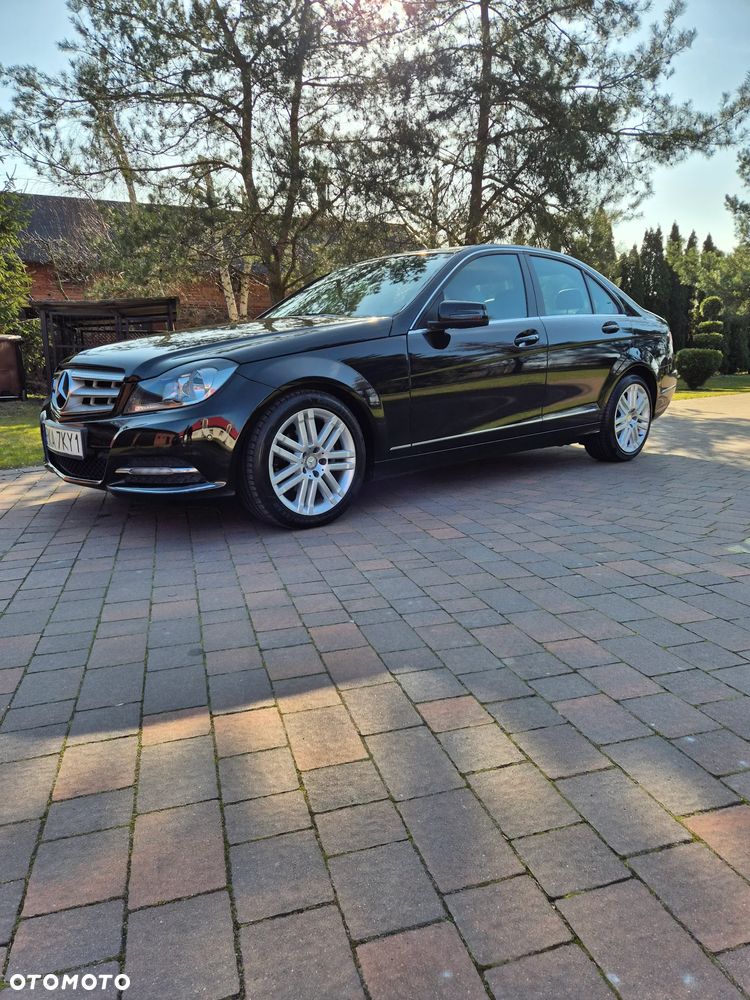 Mercedes-Benz Klasa C 180 (BlueEFFICIENCY) Avantgarde - 4