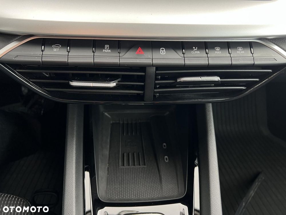 Skoda Octavia 2.0 TDI Selection DSG - 24