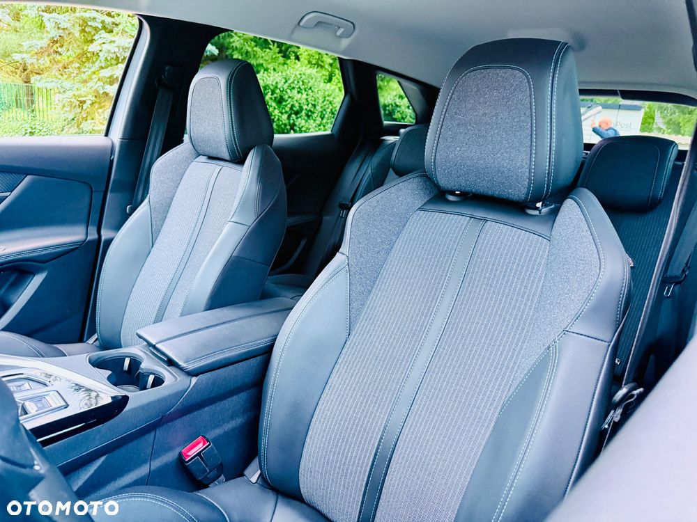 Peugeot 3008 BlueHDi 130 Stop & Start EAT8 Allure Business-Paket - 9