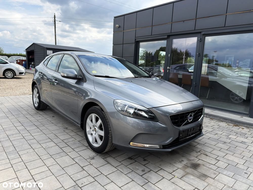Volvo V40 D2 R-Design Momentum - 10