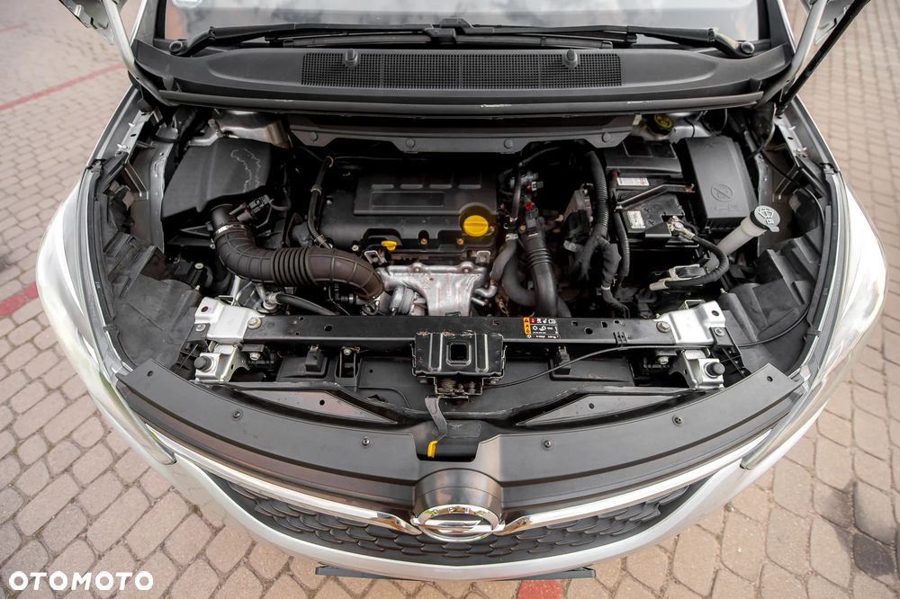 Opel Zafira 1.4 Turbo Edition - 18