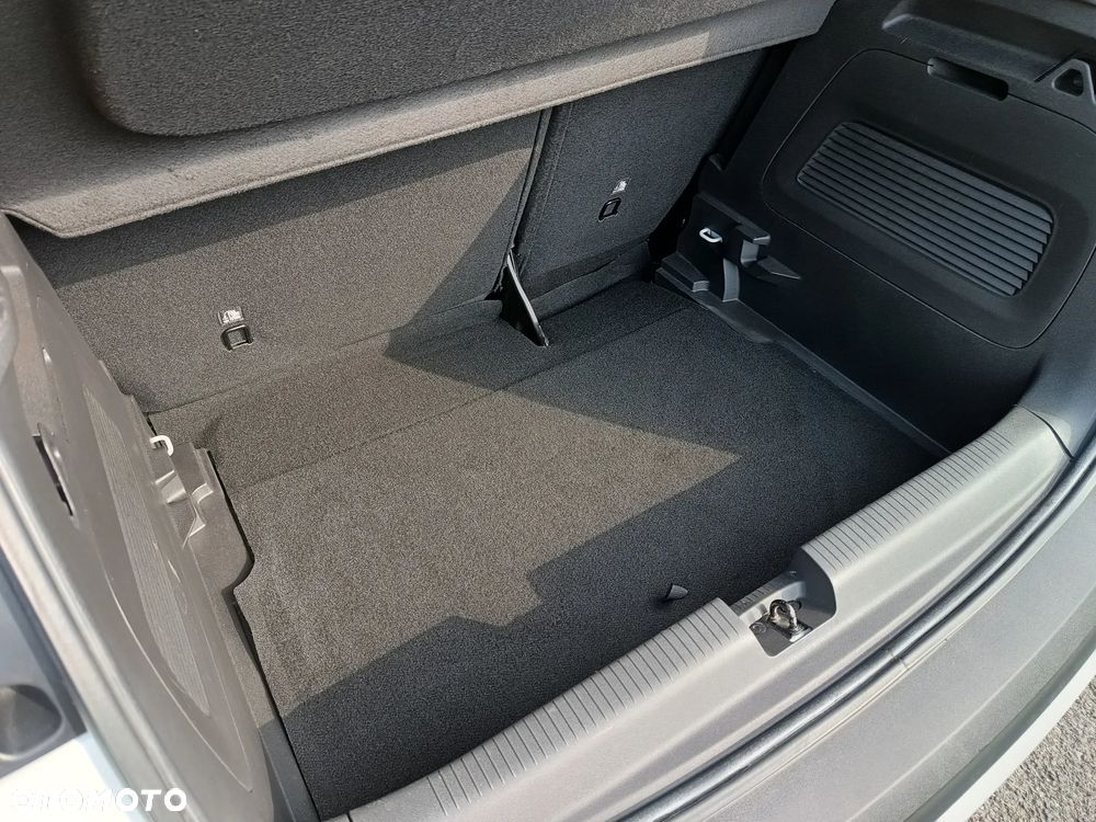 Opel Crossland X - 17