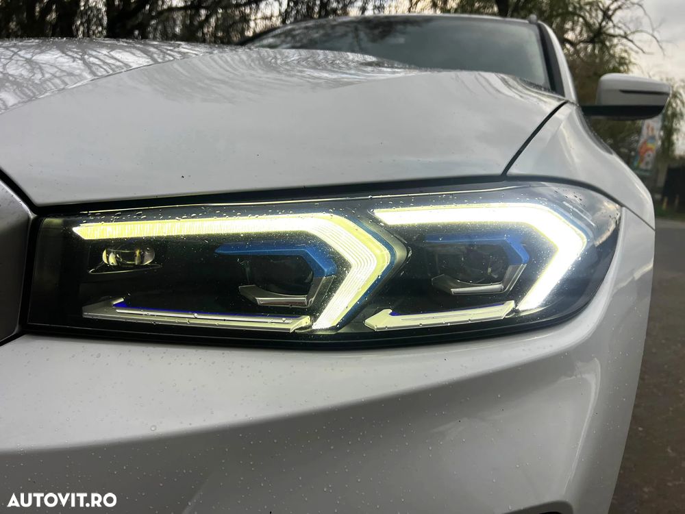 BMW Seria 3 320d AT MHEV - 12