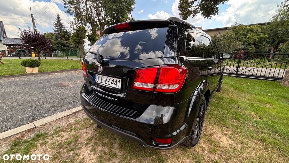 Fiat Freemont 2.0 Multijet 16V DPF Automatik Allrad Black Code - 12