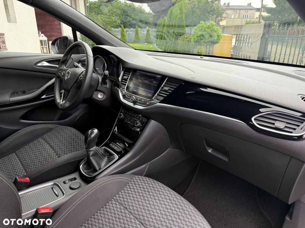 Opel Astra 1.4 Turbo Innovation - 21