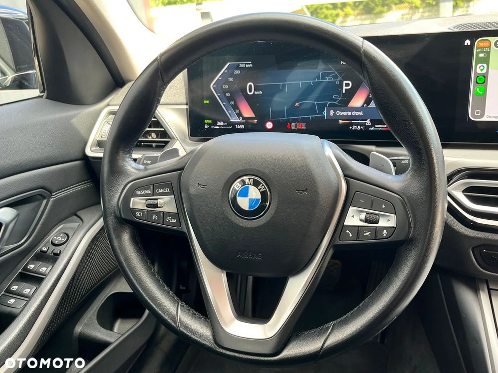 BMW Seria 3 318d mHEV - 22