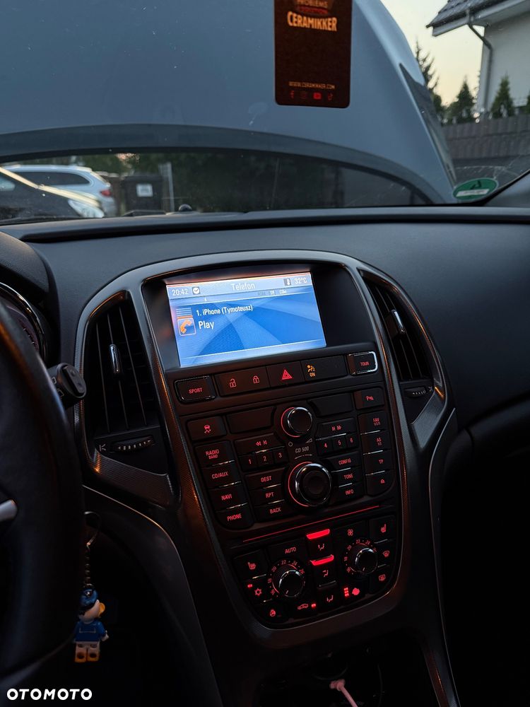 Opel Astra 1.6 Turbo Innovation - 17